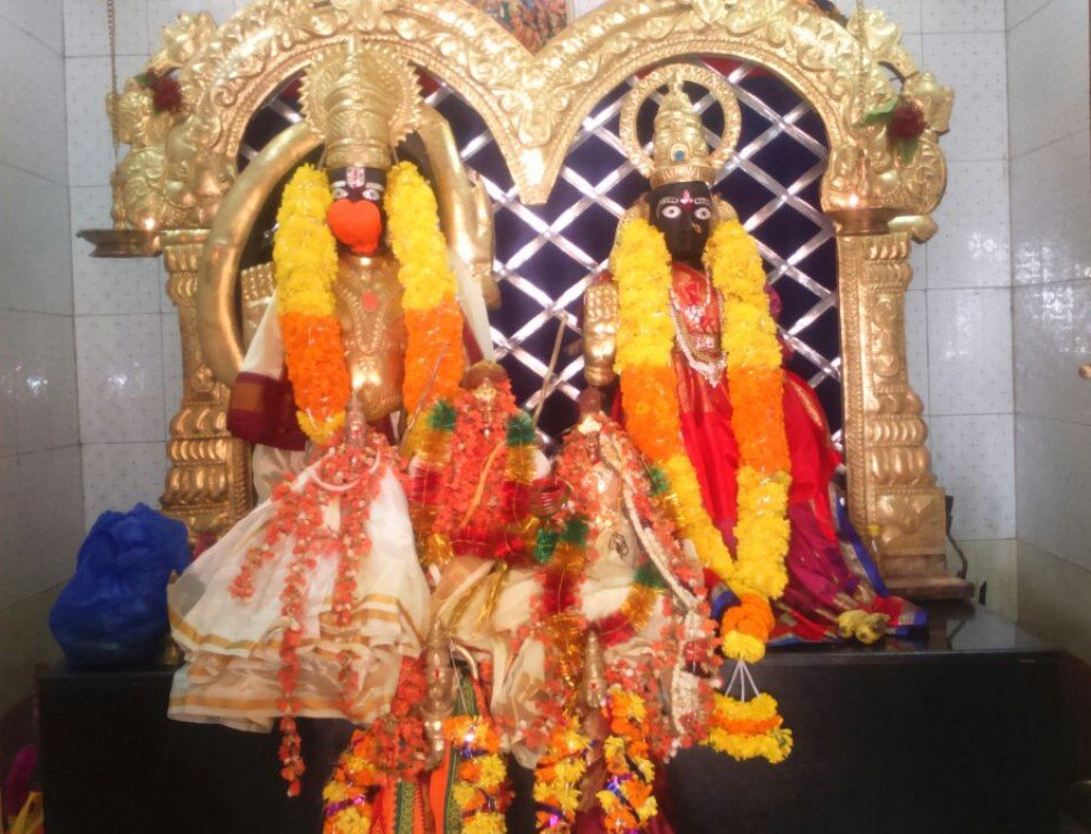 hanumaan jee ka sapatneek mandir